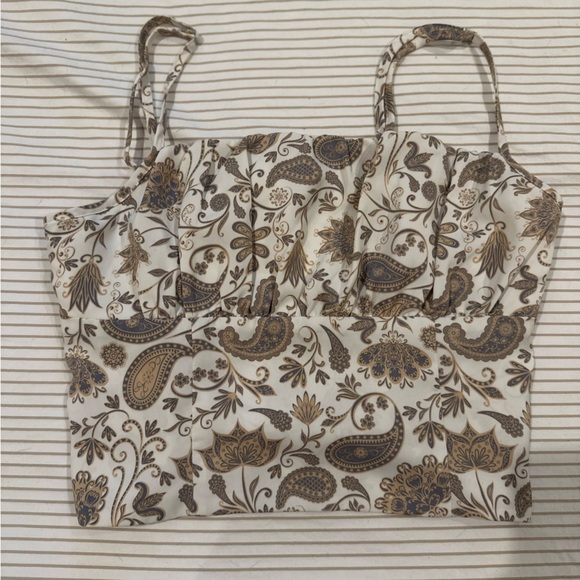 Dynamite crop top, size small. - Picture 1 of 4